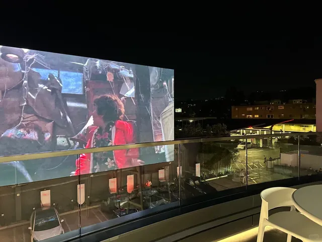 Tesla Diner Review | Dining in the Future! 🚗✨