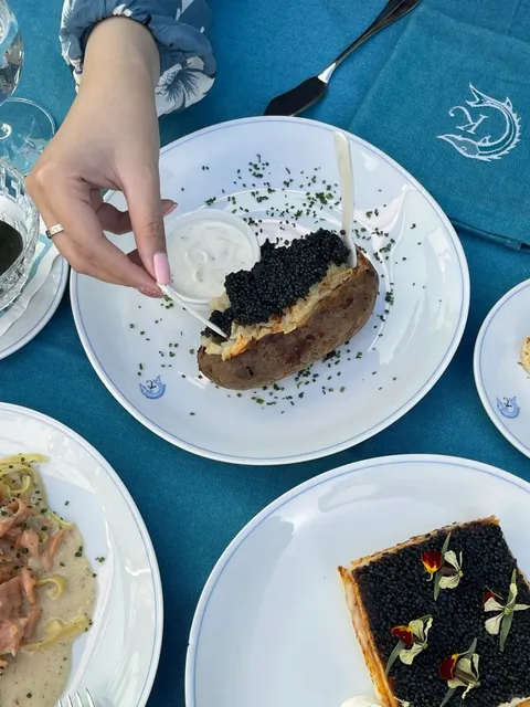 LA | Caviar Kaspia | A Caviar Lover’s Dream (Pricey but Pleasing)