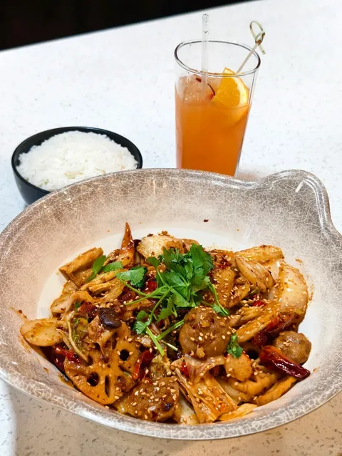 Michigan | East Lansing Eats Roundup 🍜🌮🍣