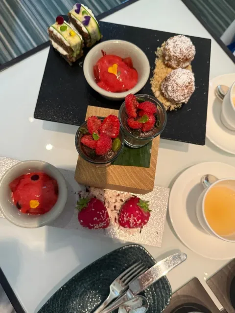 A Delicious & Unique Afternoon Tea Experience! ☕️