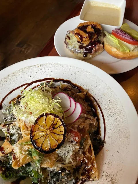 5 Must-Try Restaurants in Banff Worth Revisiting 🏔️🍽️