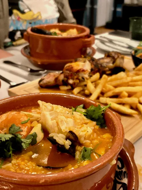 Fuel Up for Algonquin’s Fall Colors with These Eats! 🍁😋