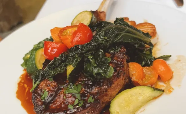  CAMINETTO | The Hottest Italian Spot in Town