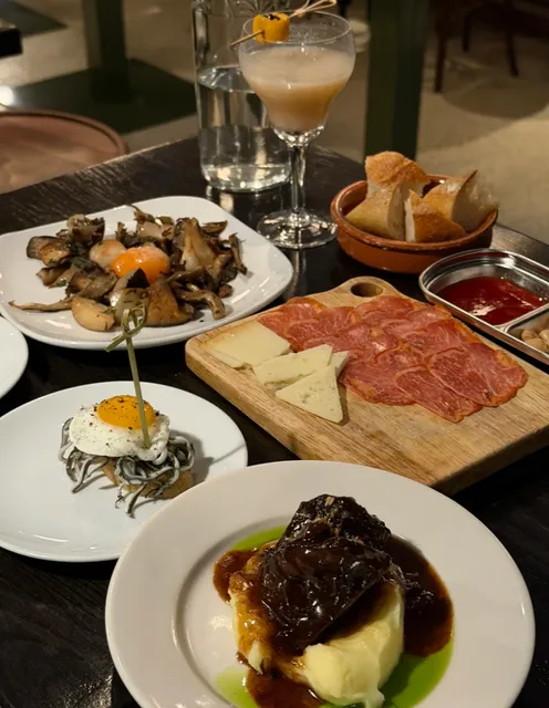 Boston | OMG! The Tripe in Spanish Cuisine is Absolutely Incredible 😭