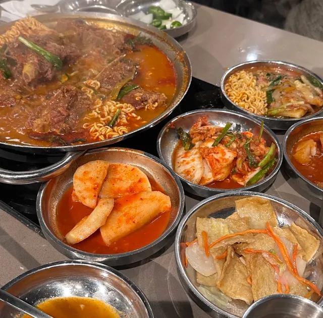  San Diego｜Super Warm Korean Pork Bone Potato Soup!!