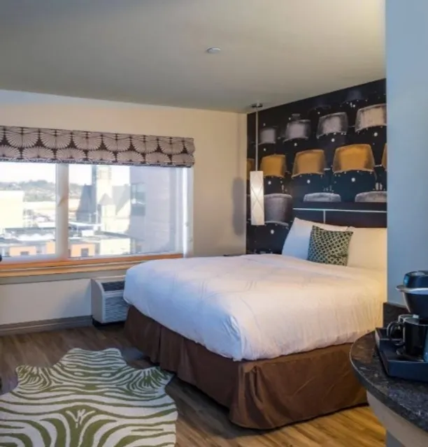 🏨 Hotel Indigo Pittsburgh East Liberty | A Smart & Stylish Urban Base