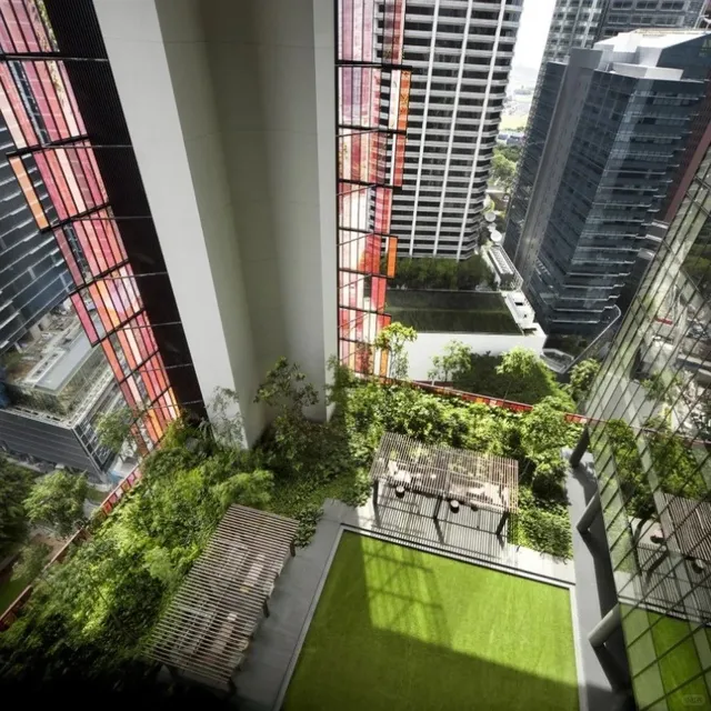 Oasia Hotel in Singapore 🌿