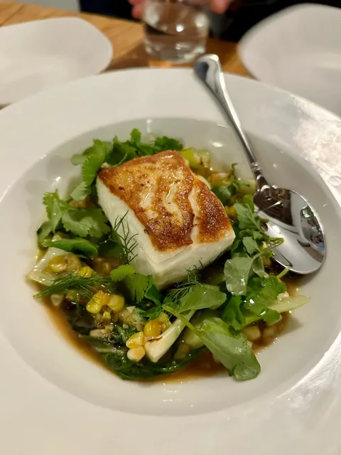 Settler Restaurant in Salem – A Cozy & Romantic Find! 🧡