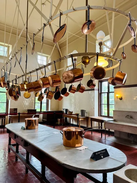 ✨ Rhode Island Hidden Gems: Newport + Providence ✨