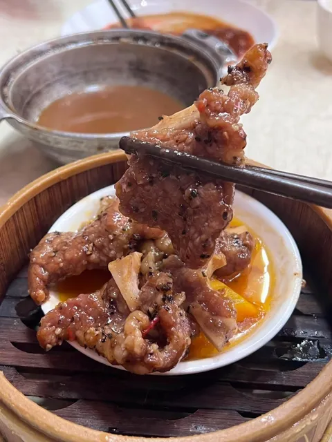 🎄 Our Annual Holiday Lunch with Friends! 🥂