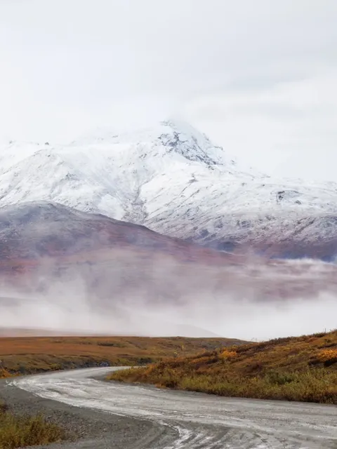 “Mysterious Arctic Circle” — so I drove to the top of Alaska 