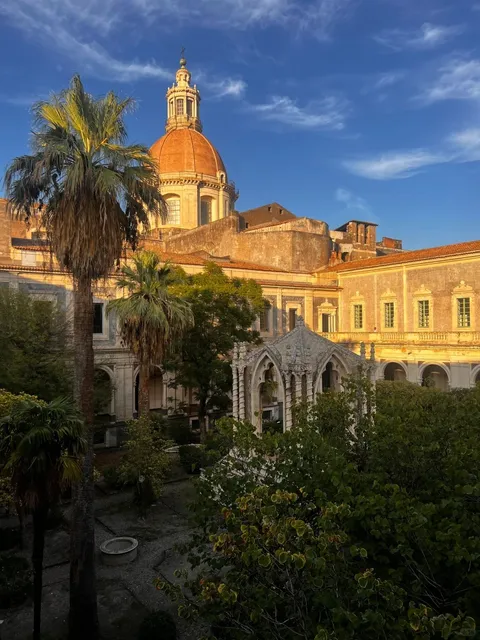 🇮🇹 The Quintessential European University Experience 🎓✨