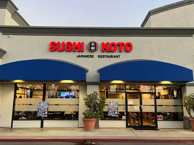 Los Angeles | This Sushi Rice Bowl Tastes Like the Whole Ocean! 🌊🍣