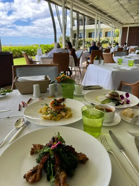 🌴 Orchids, a Treasure of a Seaside Restaurant in Oahu, Hawaii 🌺
