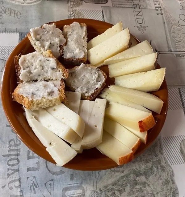 Fischi per Fiaschi: An Authentic Tuscan Dining Experience