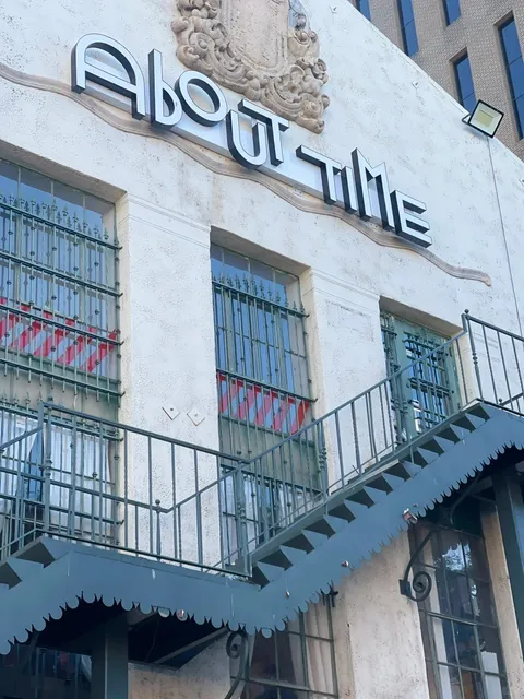 Must-Visit K-Town Cafés in LA (for Car People) - Part 2 🚗☕