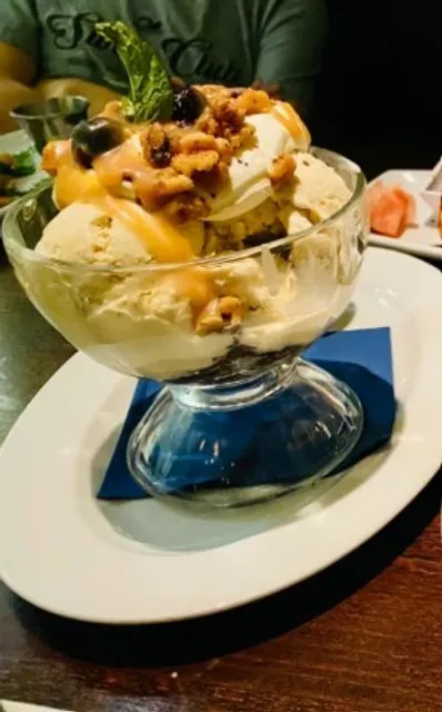 🍜 COV Edina | Modern Vietnamese Elegance in the Galleria