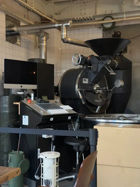 Tokyo Coffee Diary | Leaves