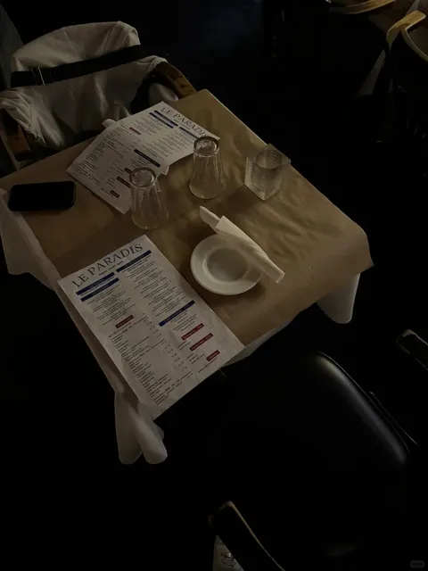 🇨🇦 Toronto's Best-Kept French Secret: Le Paradis' Timeless Charm 🥖✨