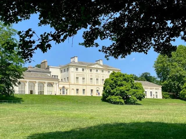 A Free Visit to a Magnificent Mansion & Stunning Art Collection! 🏛️🎨