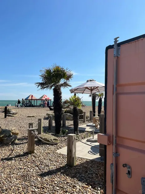 🇬🇧 Best Seaside Escape from London | Just 55 Minutes Away!