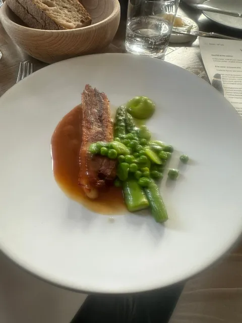 Delicious Food, Stunning Ambiance & First-Class Service! 🌟