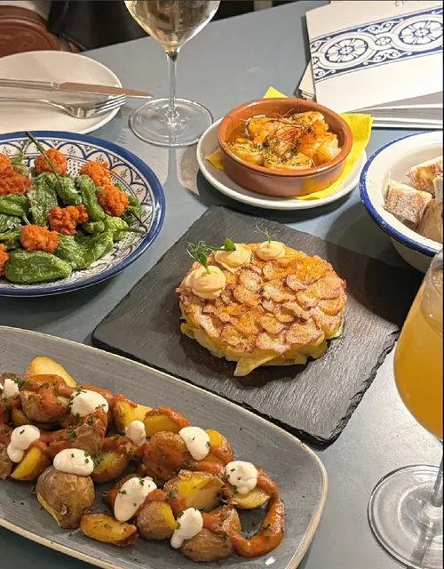 ​​Vienna’s Best Spanish Tapas | Toma Tu Tiempo​​ 🇪🇸🍤