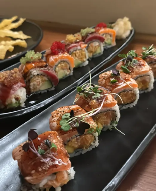 🗻 Fuji at Ink Block: Boston's Fusion Sushi Staple 