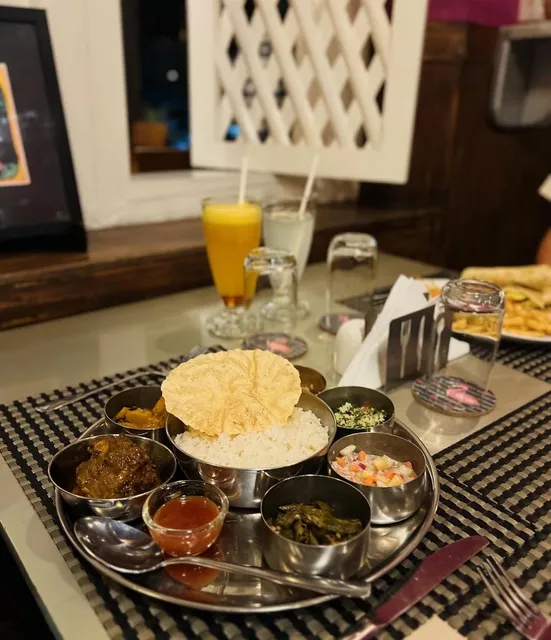 🇱🇰 Sri Lanka - The Empire Cafe