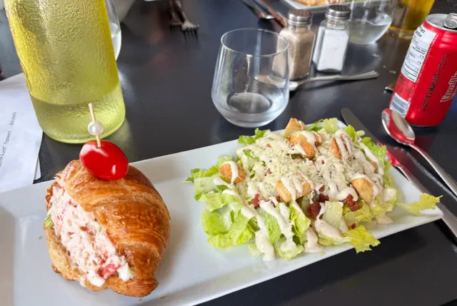  Newfoundland Seafood Guide | Where to Eat in Twillingate  