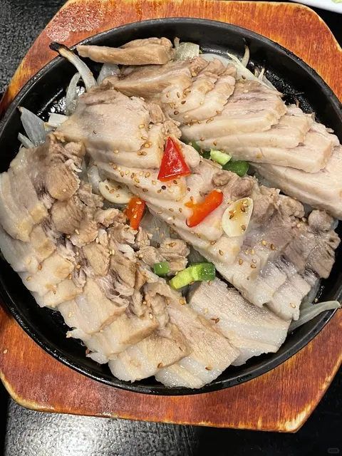 Sharing a Delicious Korean Restaurant in the North Suburbs of Chicago