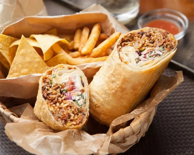 Tucson Foodie Guide: Must-Try Eats in the Desert! 🌵🍽️