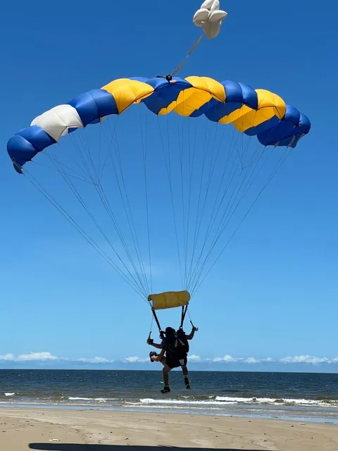 Day 3 in Cairns: Mission Beach Skydiving 🪂