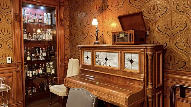 🇨🇦 Must-Eat List: A "Michelin-Worthy" Kitchen in a Historic Manor! 