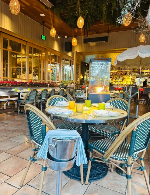 A Beautiful Italian Restaurant: Lucrezia