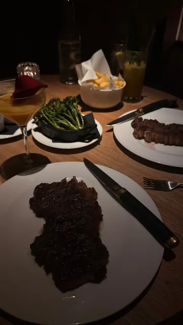 A Wonderful Evening at Mr. Porter! 🥩