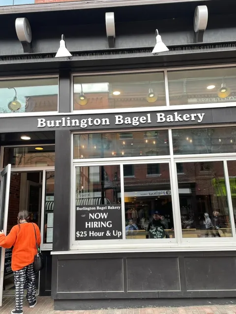 Montreal 🐮｜Burlington, VT Day 