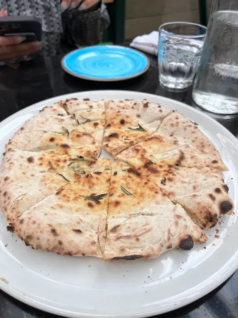 The pizza at this BK place in New York is just out of this world! 🍕