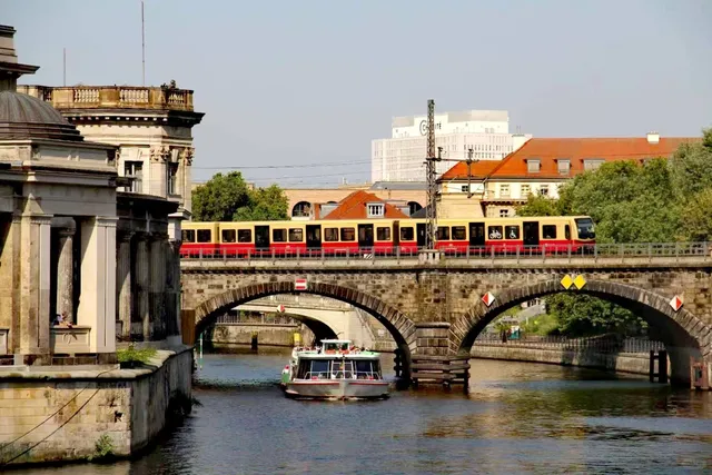  Explored 5 Major German Museums in One Day  ✨