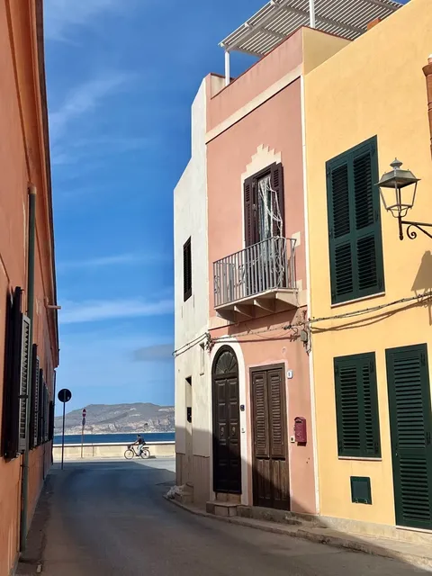 🇮🇹 Day 5: Favignana Island & Trapani – A Sicilian Dream