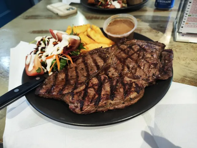 Rockhampton’s Hidden Hospitality Gem: A Steakhouse That Warms the Soul