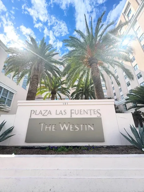 As Long as This Pasadena Hotel Stays Open, I’ll Keep Coming Back! 🏨💖