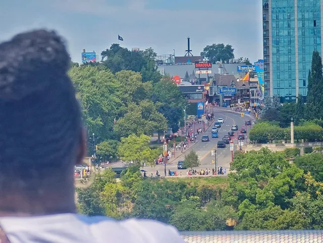 🇨🇦 Niagara Falls: A Must-See Natural Wonder in Toronto! 🌊✨