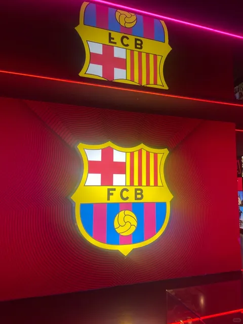 🇪🇸 Camp Nou Barça Museum: A Fan’s Pilgrimage! ⚽
