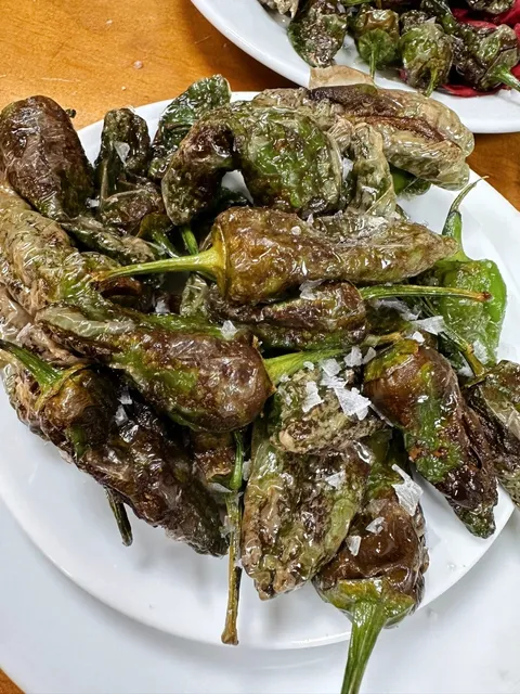 🇪🇸 MALAGA'S BEST KEPT SECRET | Alaska Tavern 🦐🔥