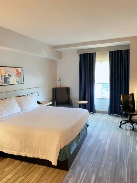 Free Shuttle Service! I Discovered This Hidden Gem Hotel in Washington