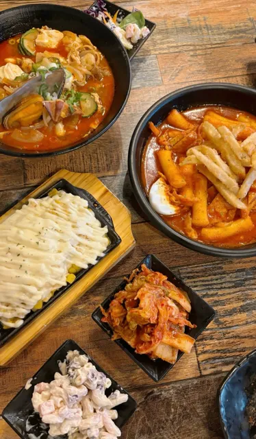 🇰🇷 Richmond’s Modern Korean Gem – Mr. Bro Korean bistro & Izakaya  