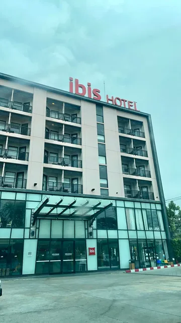 🚂 Hua Hin Railway Station: Where History Meets Modernity