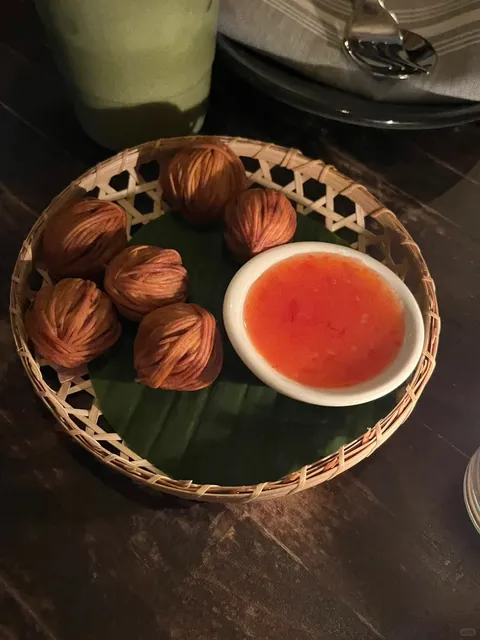 This Thai Crab Fried Rice in New York is Absolutely Amazing! 🦀