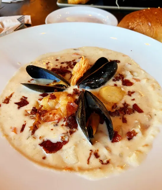 Edmonton Foodie Adventure | Blowers & Grafton: Atlantic Seafood Feast​